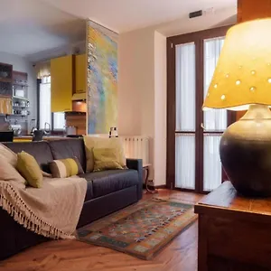  Appartamento Vfh Stylish Boutique Apartment-city Center